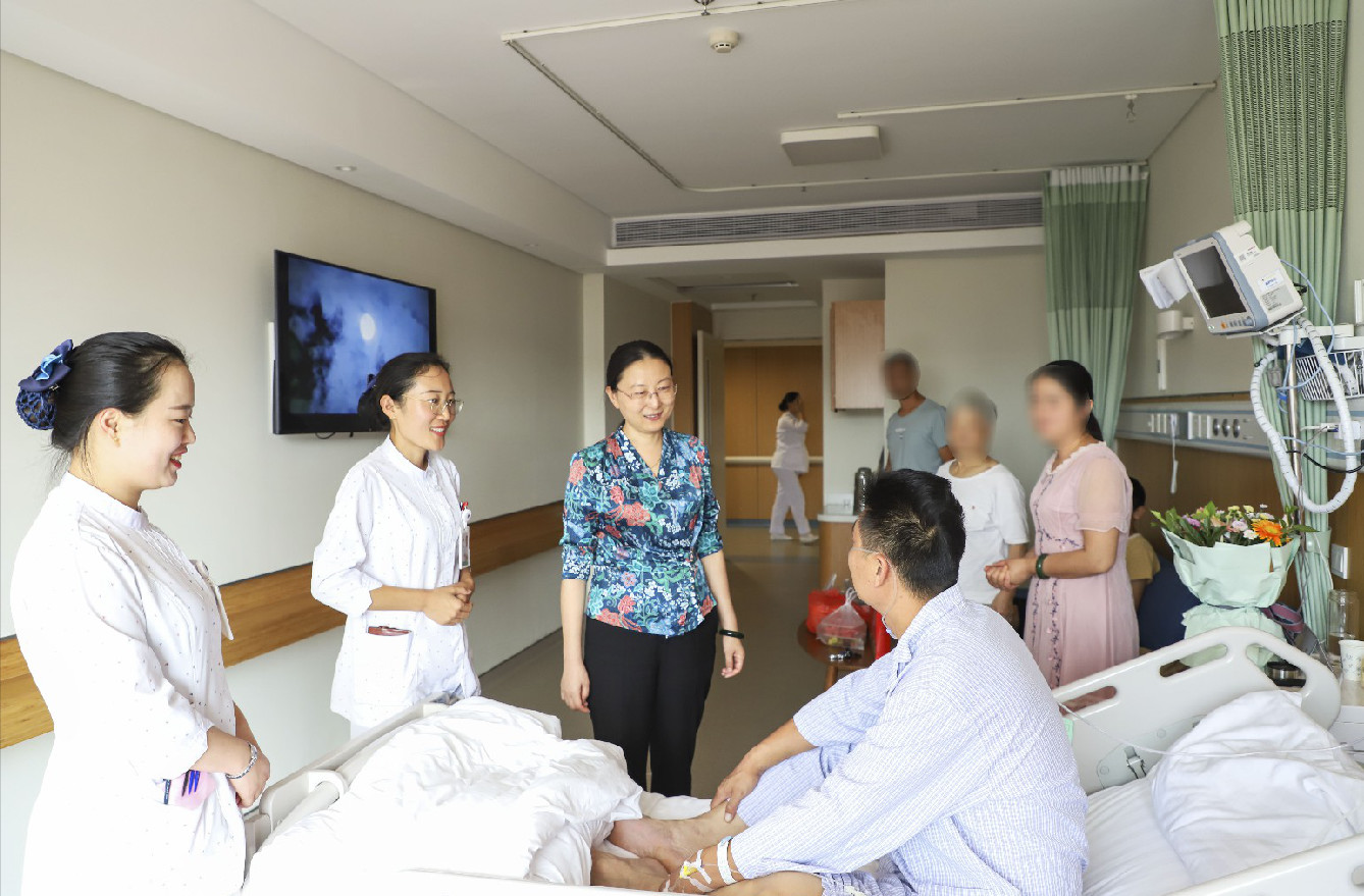 情滿中秋| 日照心臟病醫院溫情暖人心