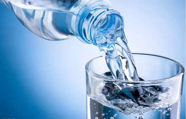 專治春季干燥！日照心臟病醫院專家教您科學飲水！