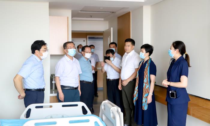 山東第一醫(yī)科大學常務副書記韓金祥一行來我院參觀調研