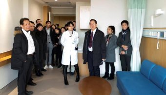 泰國衛生部司長林成榮一行來到日照心臟病醫院參觀訪問